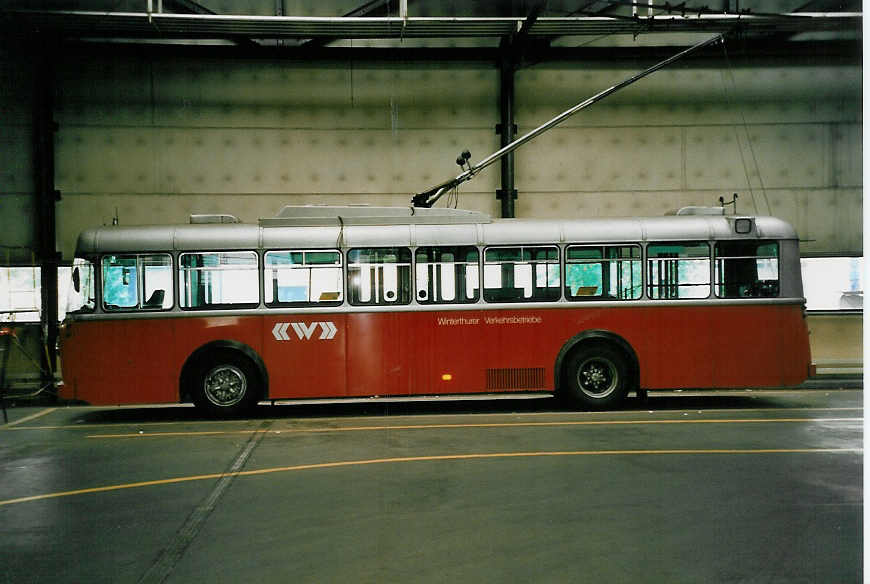 (048'601) - WV Winterthur - Nr. 50 - Saurer/Saurer Trolleybus am 18. Juli 2001 in Winterthur, Depot Grzefeld