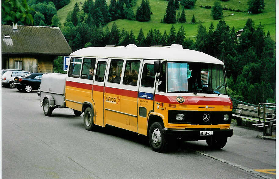 (049'630) - Portenier, Adelboden - Nr. 6/BE 26'710 - Mercedes (ex Geiger, Adelboden Nr. 6) am 9. September 2001 in Kiental, Post