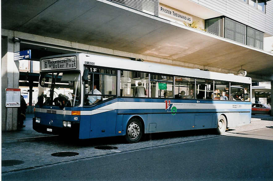 (050'024) - VZO Grningen - Nr. 40/ZH 54'340 - Mercedes am 6. Oktober 2001 beim Bahnhof Uster