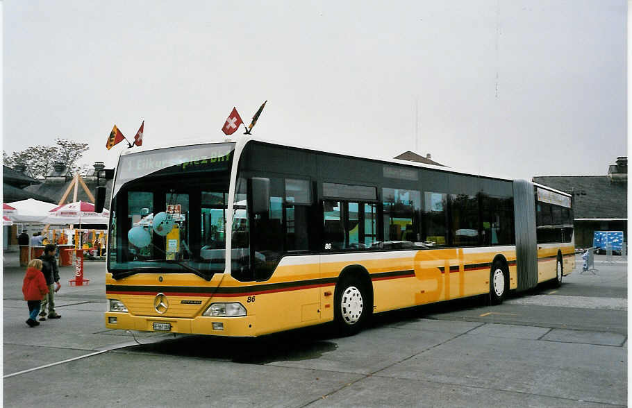 (050'530) - STI Thun - Nr. 86/BE 567'386 - Mercedes am 4. November 2001 in Thun, Expo