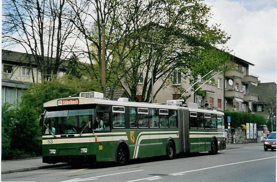 (052'922) - SVB Bern - Nr. 53 - FBW/R&J Gelenktrolleybus am 15. April 2002 in Bern, Bethlehem Sge