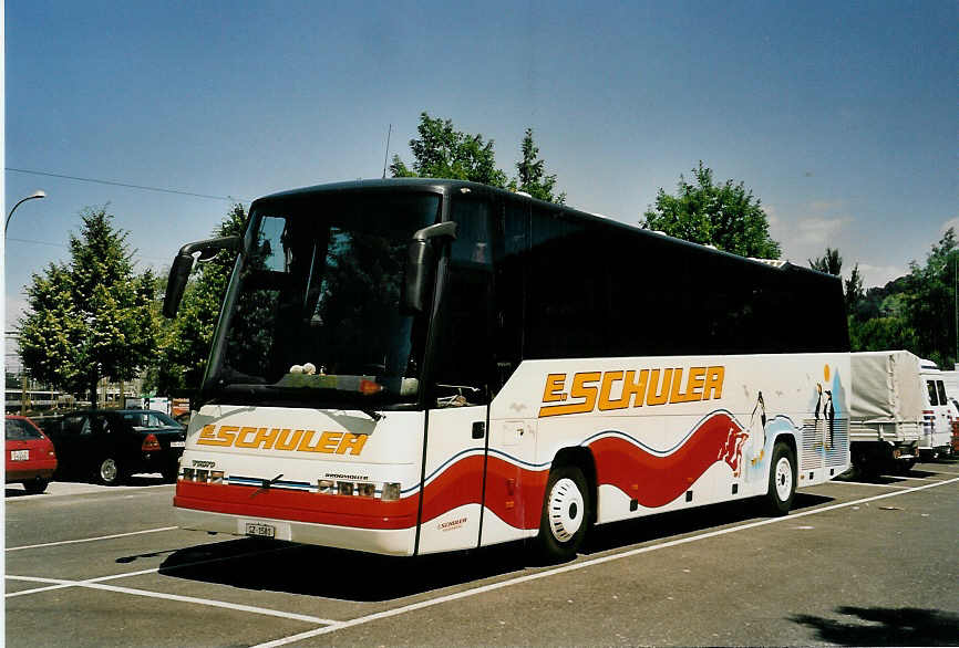 (054'217) - Schuler, Feusisberg - SZ 1581 - Volvo/Drgmller am 29. Juni 2002 in Thun, Seestrasse