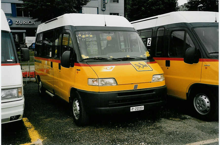 (054'406) - PTT-Regie - P 21'113 - Fiat am 13. Juli 2002 in Yverdon, Garage