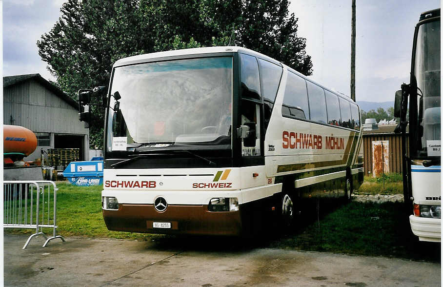 (055'518) - Schwarb, Mhlin - Nr. 26/AG 8255 - Mercedes am 25. August 2002 in Yverdon, Expo.02