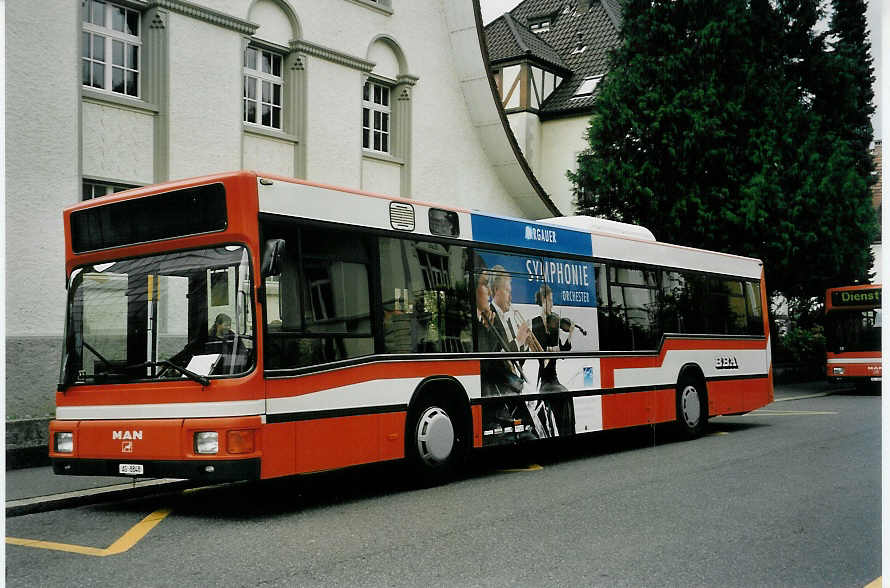 (056'006) - BBA Aarau - Nr. 148/AG 8848 - MAN am 11. September 2002 beim Bahnhof Aarau