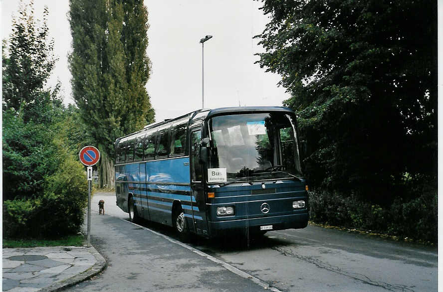 (056'113) - ??? - BE 139'160 - Mercedes im September 2002 in Thun, Strandbad