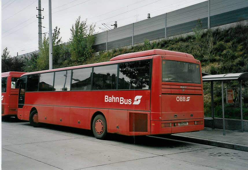 (056'716) - BB - BB 2588 - MAN am 9. Oktober 2002 in Wien, Simmering