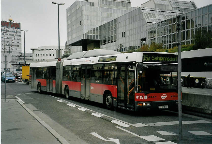 (056'823) - Wiener Linien - Nr. 8115/W 8115 LO - Grf/Steyr am 10. Oktober 2002 in Wien, Spittelau