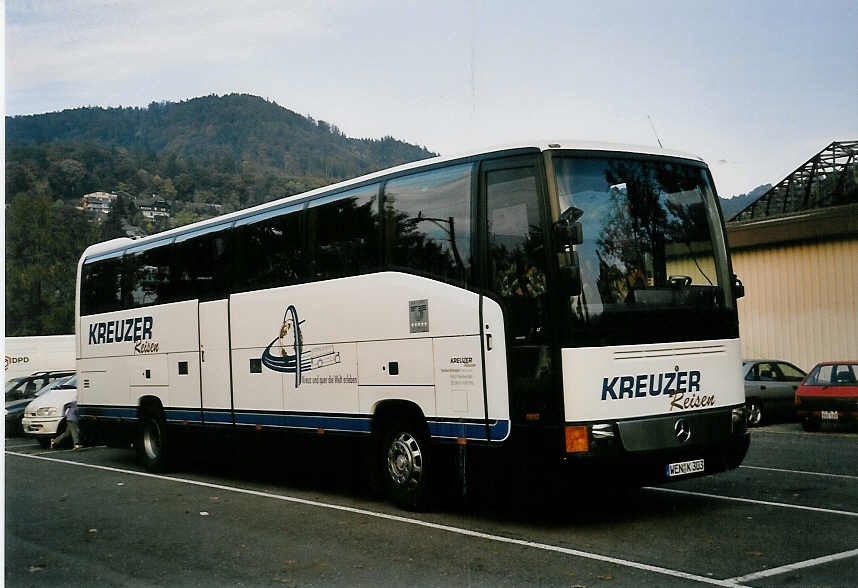 (056'930) - Aus Deutschland: Kreuzer, Weiden - WEN-K 303 - Mercedes am 12. Oktober 2002 in Thun, Seestrasse