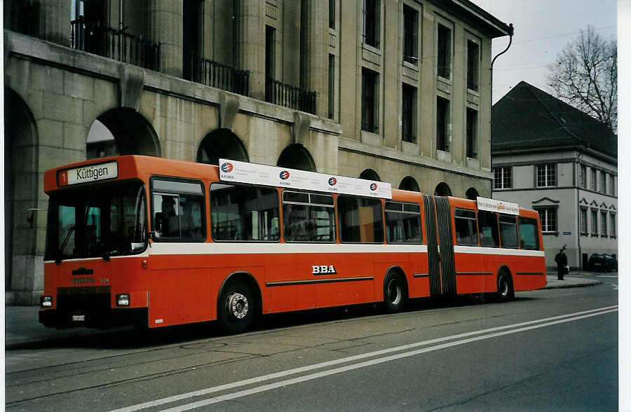 (057'814) - BBA Aarau - Nr. 130/AG 249'030 - Volvo/Hess am 27. Dezember 2002 beim Bahnhof Aarau