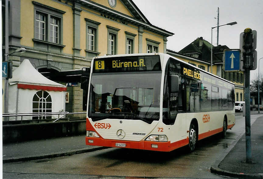(057'931) - BSU Solothurn - Nr. 72/SO 142'072 - Mercedes am 29. Dezember 2002 beim Hauptbahnhof Solothurn