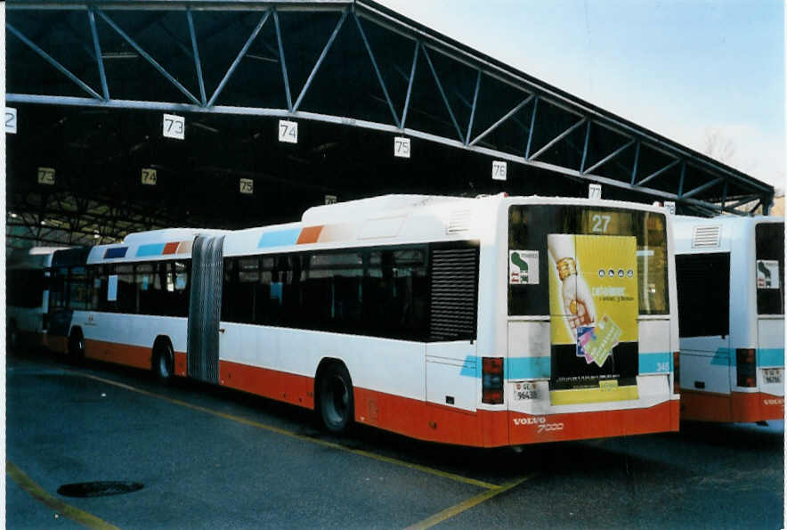 (058'302) - TPG Genve - Nr. 345/GE 96'438 - Volvo am 1. Januar 2003 in Genve, Dpt