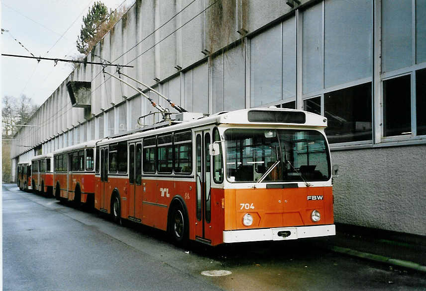 (058'333) - TL Lausanne - Nr. 704 - FBW/Hess Trolleybus am 1. Januar 2003 in Lausanne, Dpt Borde
