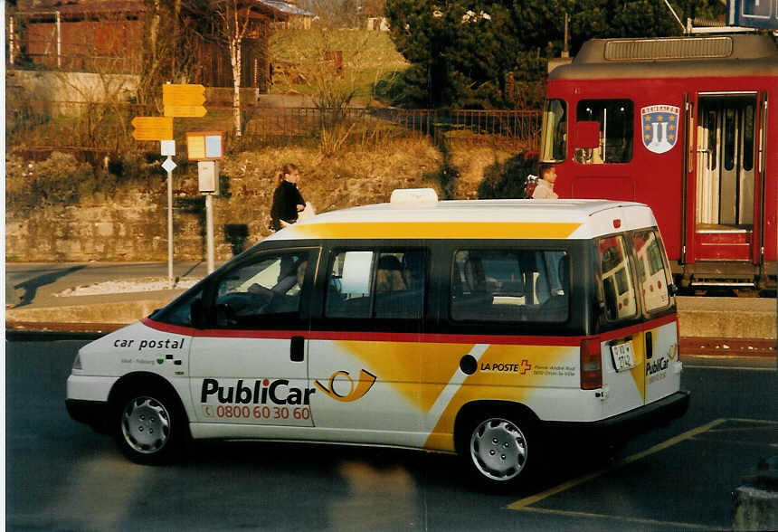 (059'309) - Rod, Oron-la-Ville - VD 2742 - Peugeot am 16. Mrz 2003 beim Bahnhof Palzieux