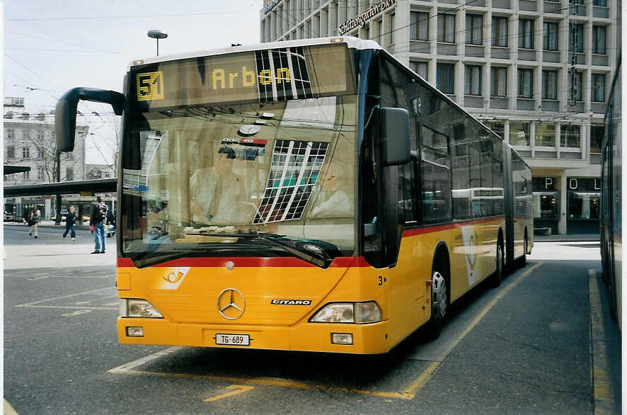 (059'423) - Cars Alpin Neff, Arbon - Nr. 3/TG 689 - Mercedes am 29. Mrz 2003 beim Bahnhof St. Gallen