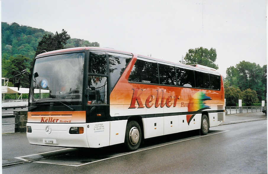 (060'027) - Keller, Hottwil - Nr. 6/AG 14'088 - Mercedes am 9. Mai 2003 bei der Schifflndte Thun