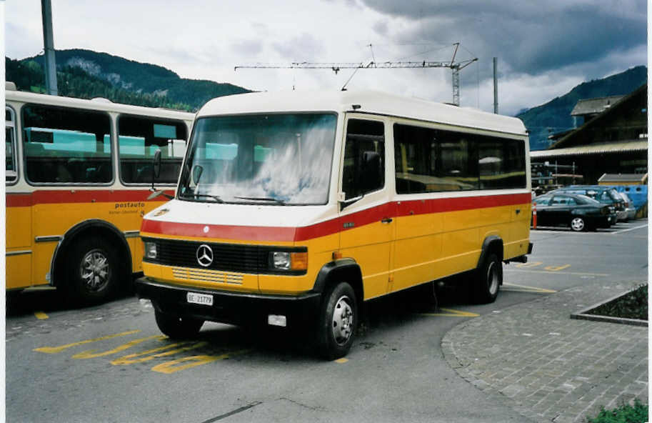 (062'328) - Kbli, Gstaad BE 21'779 - Mercedes/Auwrter (ex von Grnigen, Turbach) am 31. Juli 2003 beim Bahnhof Gstaad