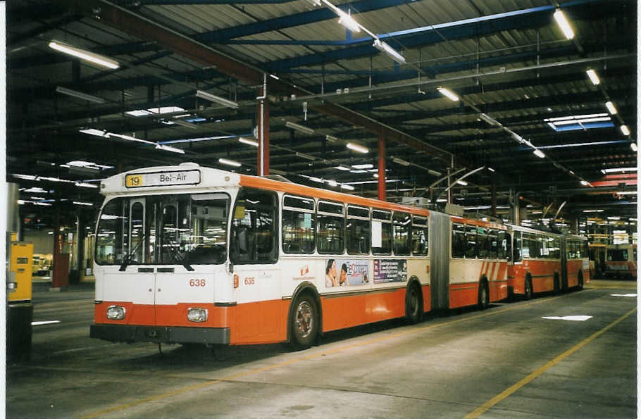 (062'411) - TPG Genve - Nr. 638 - FBW/Hess Gelenktrolleybus am 4. August 2003 in Genve, Dpt