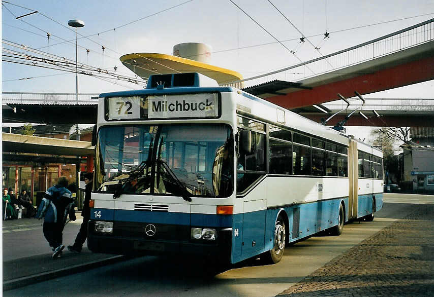 (065'612) - VBZ Zrich - Nr. 14 - Mercedes Gelenktrolleybus am 16. Februar 2004 in Zrich, Bucheggplatz