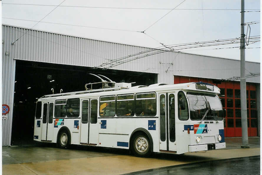 (066'319) - TPG Genve (TL 706) - Nr. 57 - FBW/Hess Trolleybus (ex Nr. 786) am 21. Mrz 2004 in Genve, Dpt 