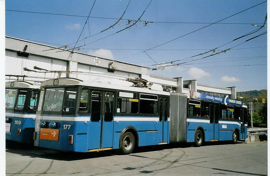 (067'728) - VBL Luzern - Nr. 177 - Volvo/Hess Gelenktrolleybus am 23. Mai 2004 in Luzern, Depot