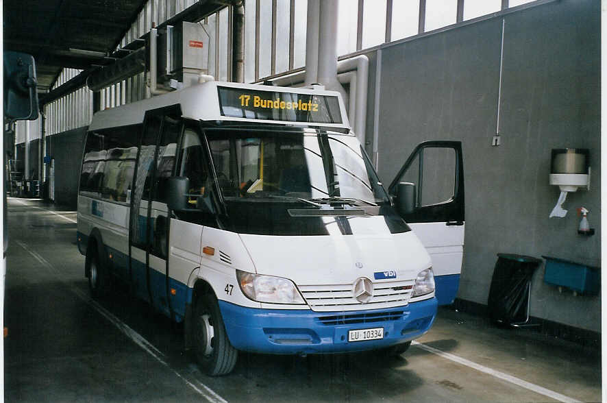 (067'831) - VBL Luzern - Nr. 47/LU 10'334 - Mercedes am 23. Mai 2004 in Luzern, Depot