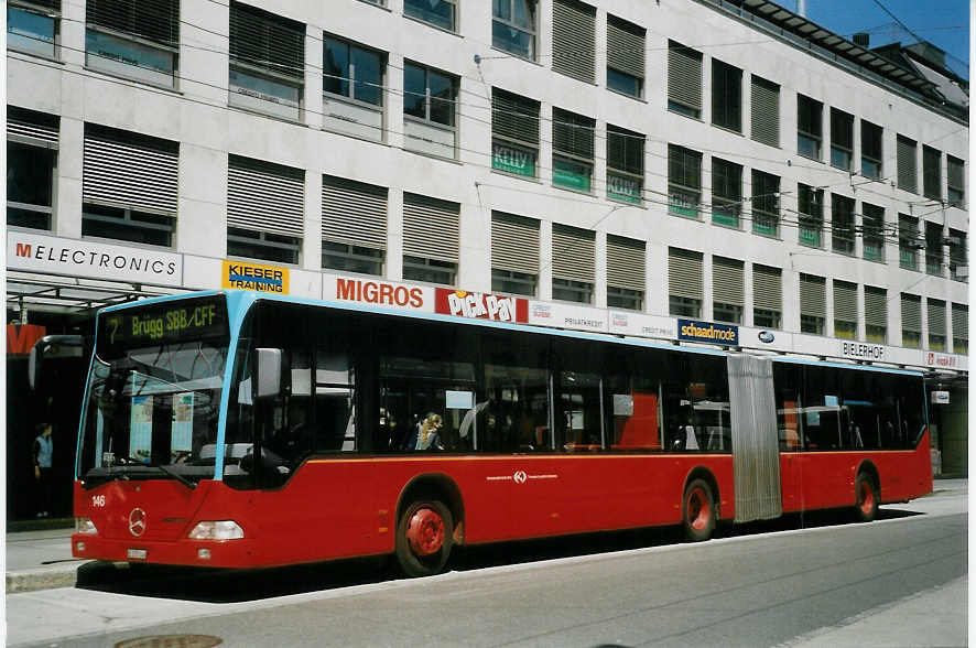 (068'110) - VB Biel - Nr. 146/BE 572'146 - Mercedes am 29. Mai 2004 in Biel, Guisanplatz