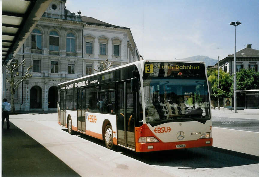 (068'121) - BSU Solothurn - Nr. 70/SO 142'070 - Mercedes am 29. Mai 2004 in Solothurn, Amthausplatz