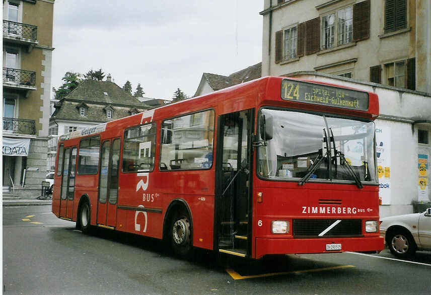 (068'627) - AHW Horgen - Nr. 6/ZH 290'515 - Volvo/Hess am 19. Juni 2004 beim Bahnhof Wdenswil
