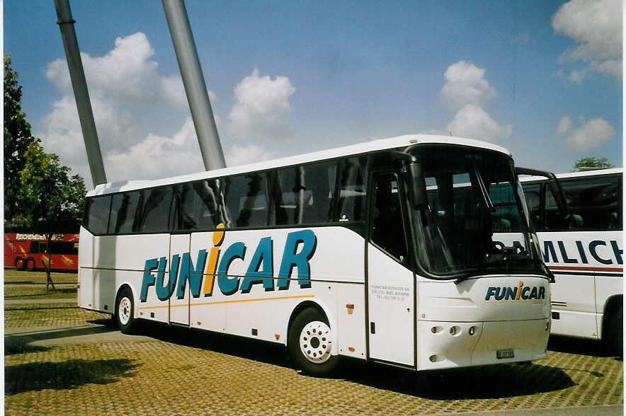 (068'912) - Aus der Schweiz: Funi-Car, Biel - Nr. 8/BE 207'008 - Bova am 6. Juli 2004 in Rust, Europapark