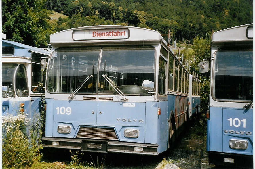 (069'511) - VBL Luzern - Nr. 109 - Volvo/Hess am 17. Juli 2004 in Nfels