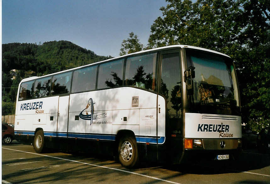 (069'532) - Aus Deutschland: Kreuzer, Weiden - WEN-K 303 - Mercedes am 22. Juli 2004 in Thun, Seestrasse