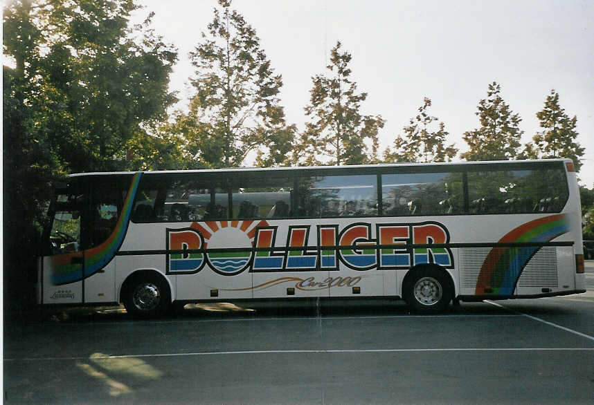 (069'533) - Bolliger, Unterschchen - UR 9076 - Setra am 22. Juli 2004 in Thun, Grabengut