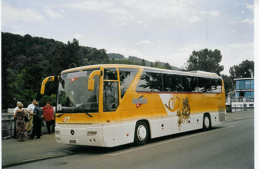 (069'934) - Eurobus, Bern - Nr. 4/BE 379'904 - Mercedes am 19. August 2004 bei der Schifflndte Thun