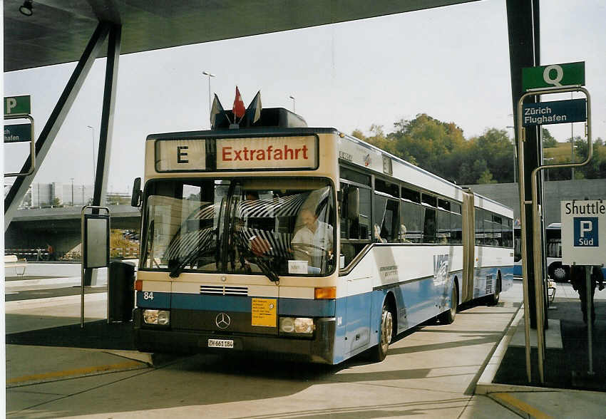 (070'734) - Welti-Furrer, Zrich - Nr. 84/ZH 661'184 - Mercedes (ex VBZ Zrich Nr. 573) am 11. September 2004 in Zrich, Flughafen