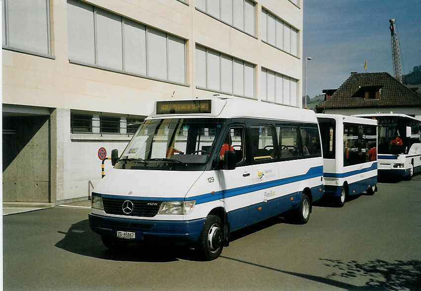 (070'916) - ZVB Zug - Nr. 129/ZG 65'867 - Mercedes am 11. September 2004 in Zug, Garage