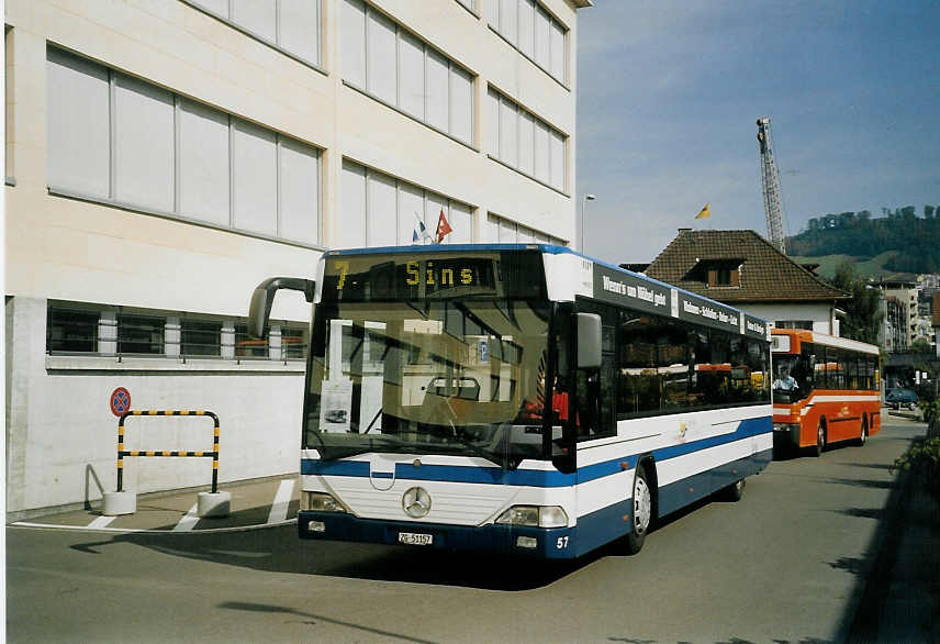 (070'919) - ZVB Zug - Nr. 57/ZG 51'157 - Mercedes/Hess am 11. September 2004 in Zug, Garage