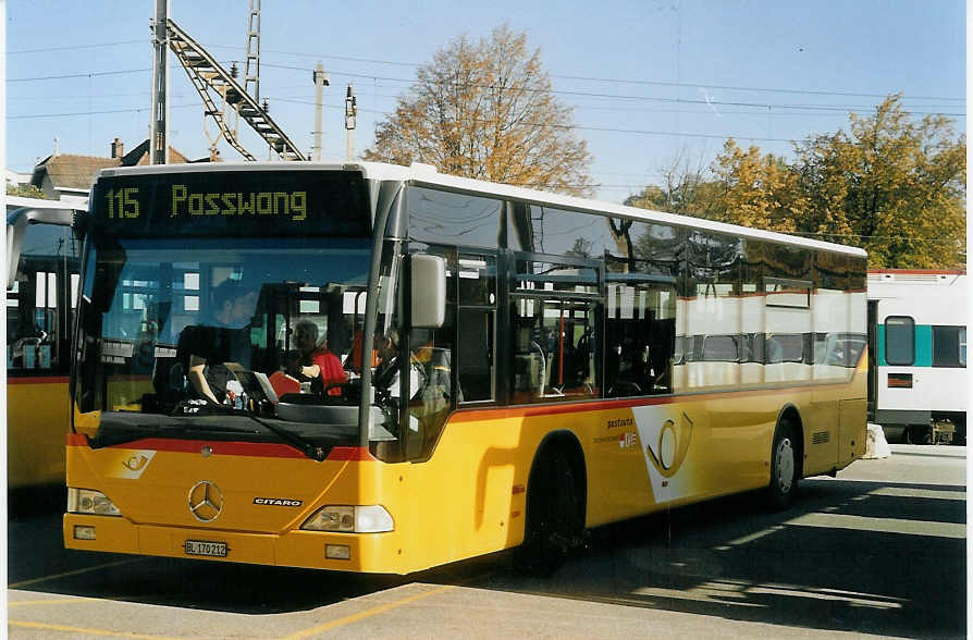(072'320) - PostAuto Nordwestschweiz - BL 170'212 - Mercedes (ex P 25'247) am 24. Oktober 2004 beim Bahnhof Laufen
