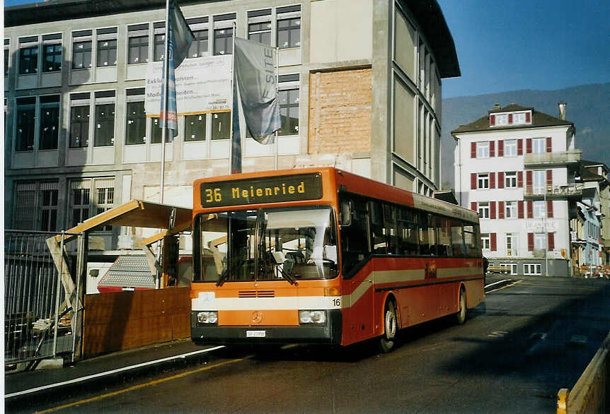 (072'726) - BGU Grenchen - Nr. 16/SO 21'956 - Mercedes am 27. November 2004 in Grenchen, Postplatz