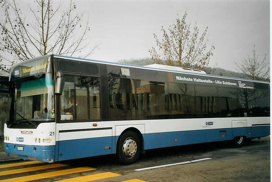 (073'412) - Limmat Bus, Dietikon - Nr. 21/ZH 726'121 - Neoplan am 28. Dezember 2004 in Spreitenbach, Shopping Center