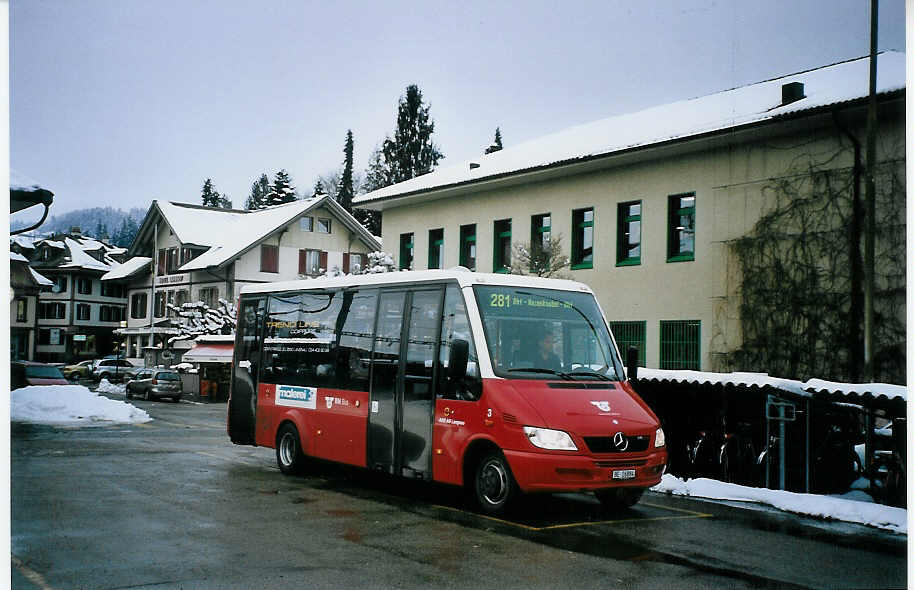 (074'808) - AOE Langnau - Nr. 3/BE 26'884 - Mercedes/Koch am 21. Februar 2005 beim Bahnhof Langnau