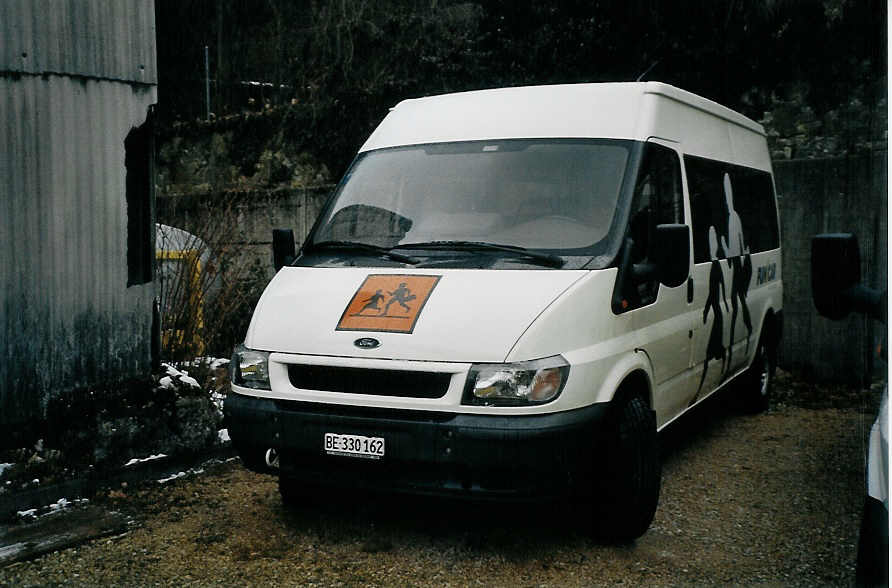 (075'419) - Funi-Car, Biel - Nr. 62/BE 330'162 - Ford am 5. Mrz 2005 in Biel, Garage
