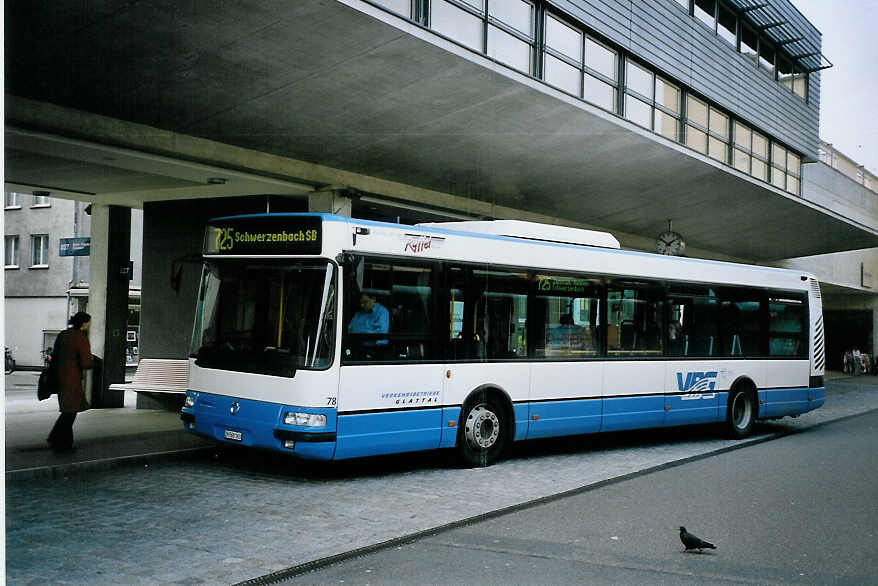 (075'832) - Ryffel, Uster - Nr. 78/ZH 568'160 - Irisbus am 31. Mrz 2005 beim Bahnhof Uster