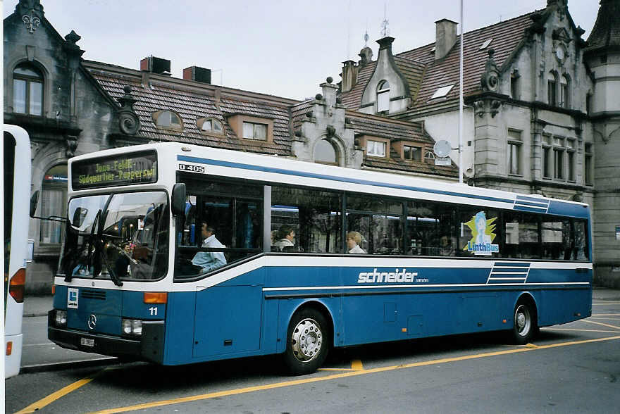 (075'908) - Schneider, Ermenswil - Nr. 11/SG 39'311 - Mercedes am 31. Mrz 2005 beim Bahnhof Rapperswil