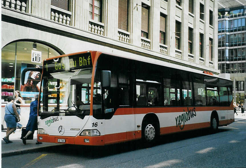 (079'219) - Regiobus, Gossau - Nr. 16/SG 7360 - Mercedes am 28. Juli 2005 beim Bahnhof St. Gallen