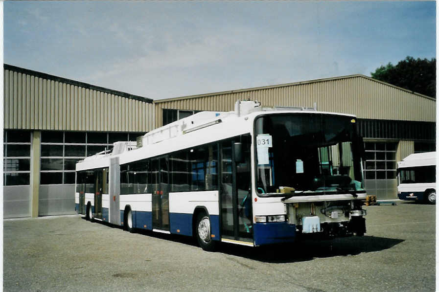 (079'934) - TPG Genve - Nr. 761 - Hess/Hess Gelenktrolleybus am 27. August 2005 in Bellach, Hess