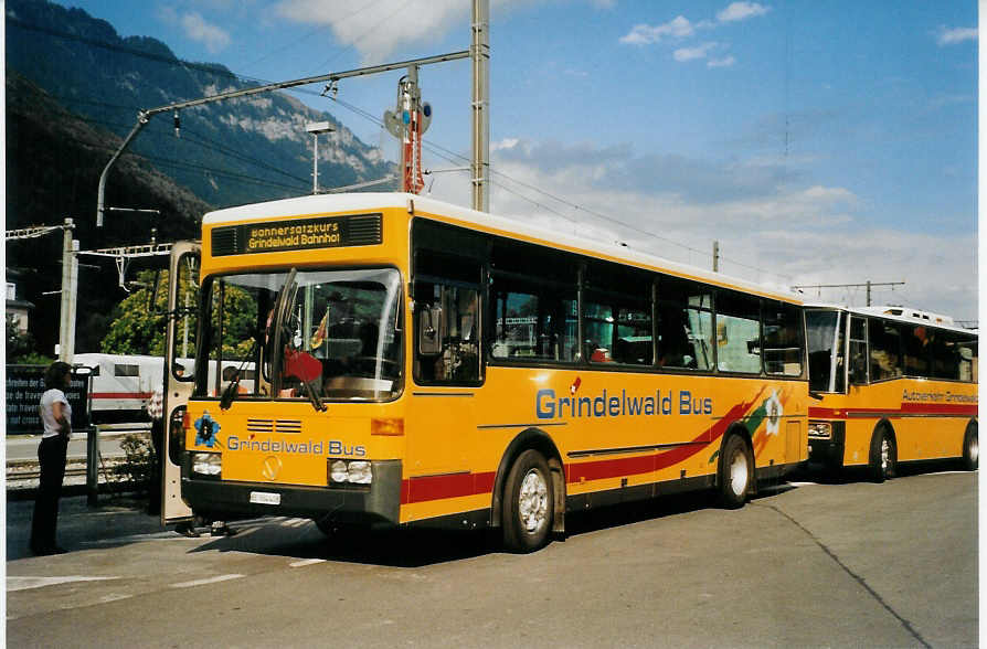 (080'535) - AVG Grindelwald - Nr. 24/BE 364'408 - Vetter am 25. September 2005 beim Bahnhof Interlaken Ost