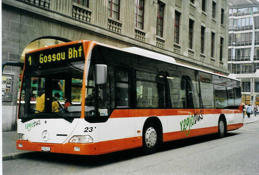 (080'827) - Regiobus, Gossau - Nr. 23/SG 254'323 - Mercedes am 18. Oktober 2005 beim Bahnhof St. Gallen