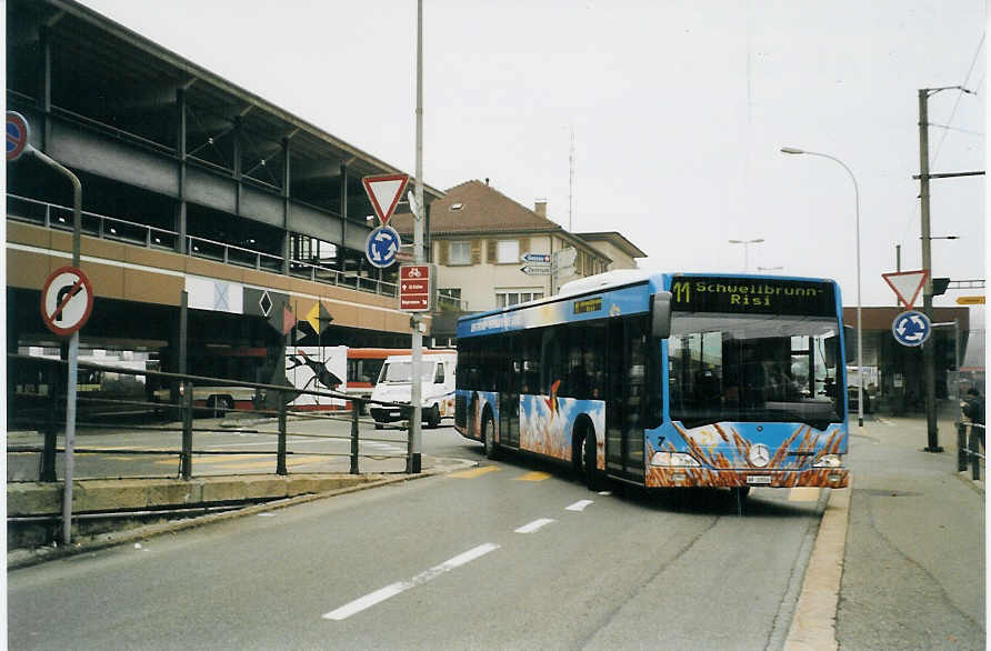 (080'834) - VBH Herisau - Nr. 7/AR 20'556 - Mercedes am 18. Oktober 2005 beim Bahnhof Herisau