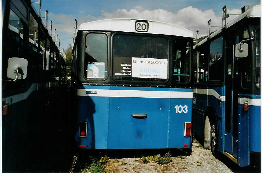 (081'202) - VBL Luzern - Nr. 103 - Volvo/Hess am 20. Oktober 2005 in Nfels